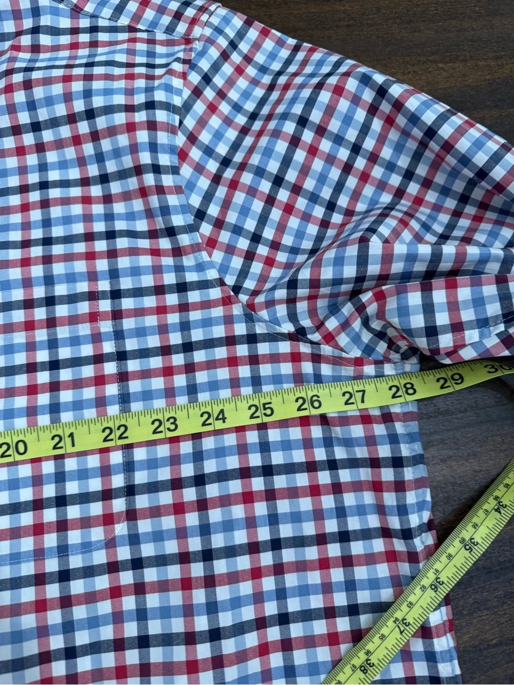 Vineyard Vines - Performance on the go- red, white & blue Plaid Button-Up Shirt